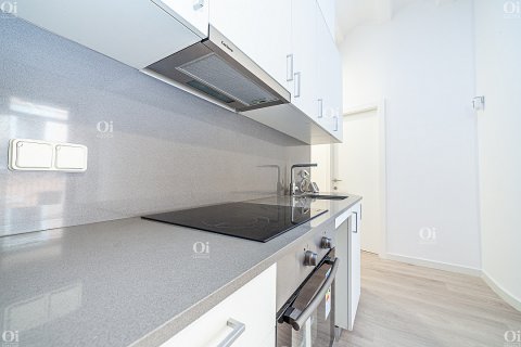 Apartment for sale in Barcelona, Spain 2 rooms, 47 sq.m. No. 15847 - photo 9