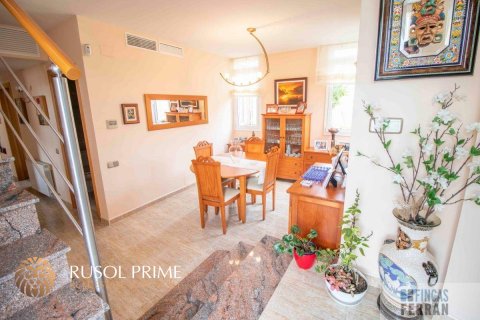 House for sale in Calafell, Tarragona, Spain 4 bedrooms, 190 sq.m. No. 12014 - photo 11