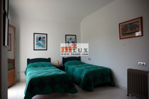 Townhouse for sale in Platja D'aro, Girona, Spain 4 bedrooms, 129 sq.m. No. 16682 - photo 19