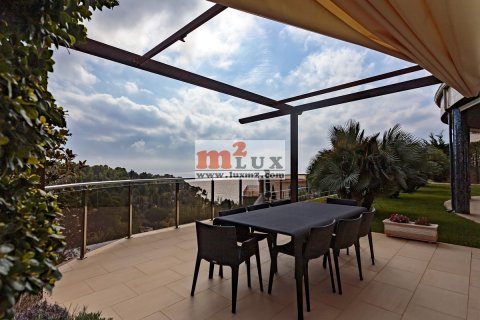 Villa for sale in Tossa de Mar, Girona, Spain 5 bedrooms, 425 sq.m. No. 16684 - photo 12