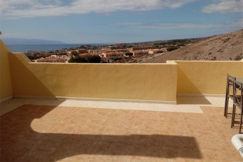 Apartment for sale in Torviscas, Tenerife, Spain 2 bedrooms, 80 sq.m. No. 18357 - photo 3