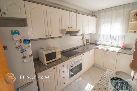 Apartment for sale in Coma-Ruga, Tarragona, Spain 3 bedrooms, 75 sq.m. No. 11984 - photo 7