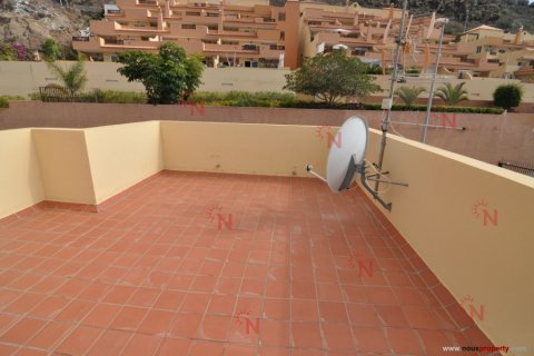 Villa for sale in Torviscas, Tenerife, Spain 3 bedrooms, 400 sq.m. No. 18327 - photo 7