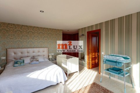 Villa for sale in Calonge, Girona, Spain 4 bedrooms, 404 sq.m. No. 16762 - photo 22