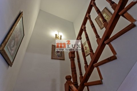 Townhouse for sale in Platja D'aro, Girona, Spain 3 bedrooms, 193 sq.m. No. 16823 - photo 17