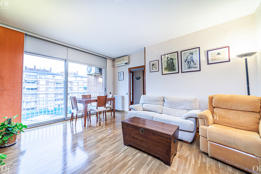 Wohnung in Barcelona, Spanien 3 Zimmer, 80 m2 Nr. 15872