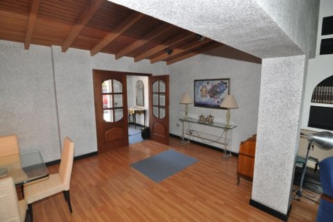 Villa for sale in Taucho, Tenerife, Spain 5 bedrooms, 500 sq.m. No. 18329 - photo 21