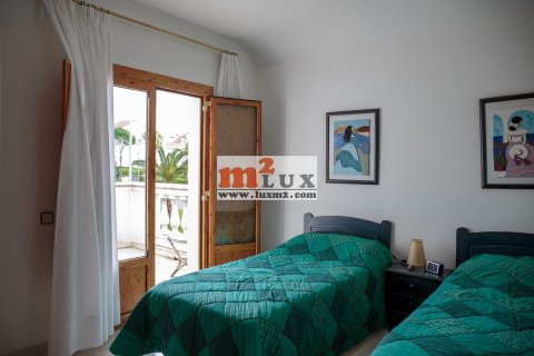 Townhouse for sale in Platja D'aro, Girona, Spain 4 bedrooms, 129 sq.m. No. 16682 - photo 22