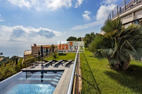 Villa for sale in Tossa de Mar, Girona, Spain 5 bedrooms, 425 sq.m. No. 16684 - photo 21