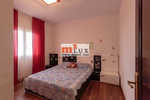 Villa for sale in Lloret de Mar, Girona, Spain 4 bedrooms, 350 sq.m. No. 16725 - photo 28