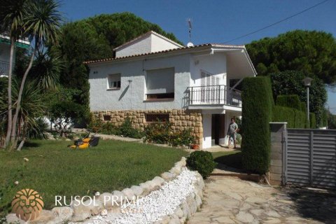 House for sale in Coma-Ruga, Tarragona, Spain 4 bedrooms, 150 sq.m. No. 11659 - photo 7