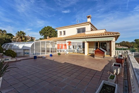 Villa for sale in Calonge, Girona, Spain 4 bedrooms, 404 sq.m. No. 16762 - photo 1