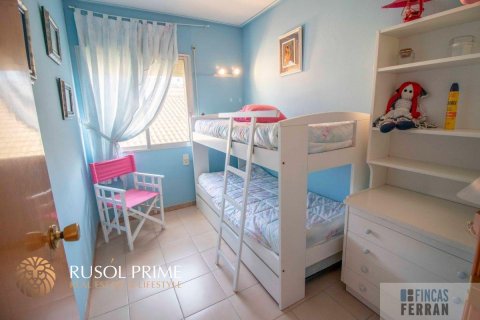 Apartment for sale in Coma-Ruga, Tarragona, Spain 4 bedrooms, 95 sq.m. No. 11972 - photo 9