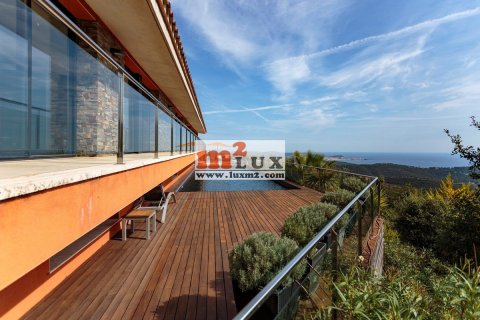 Villa for sale in Platja D'aro, Girona, Spain 6 bedrooms, 644 sq.m. No. 16727 - photo 9