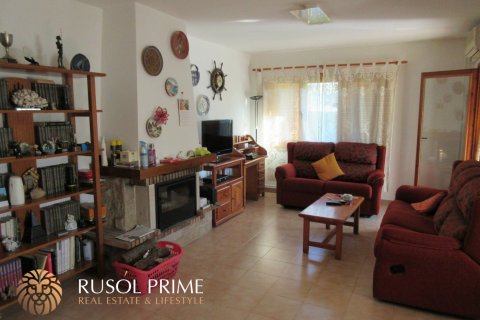 House for sale in Coma-Ruga, Tarragona, Spain 5 bedrooms, 180 sq.m. No. 11641 - photo 6