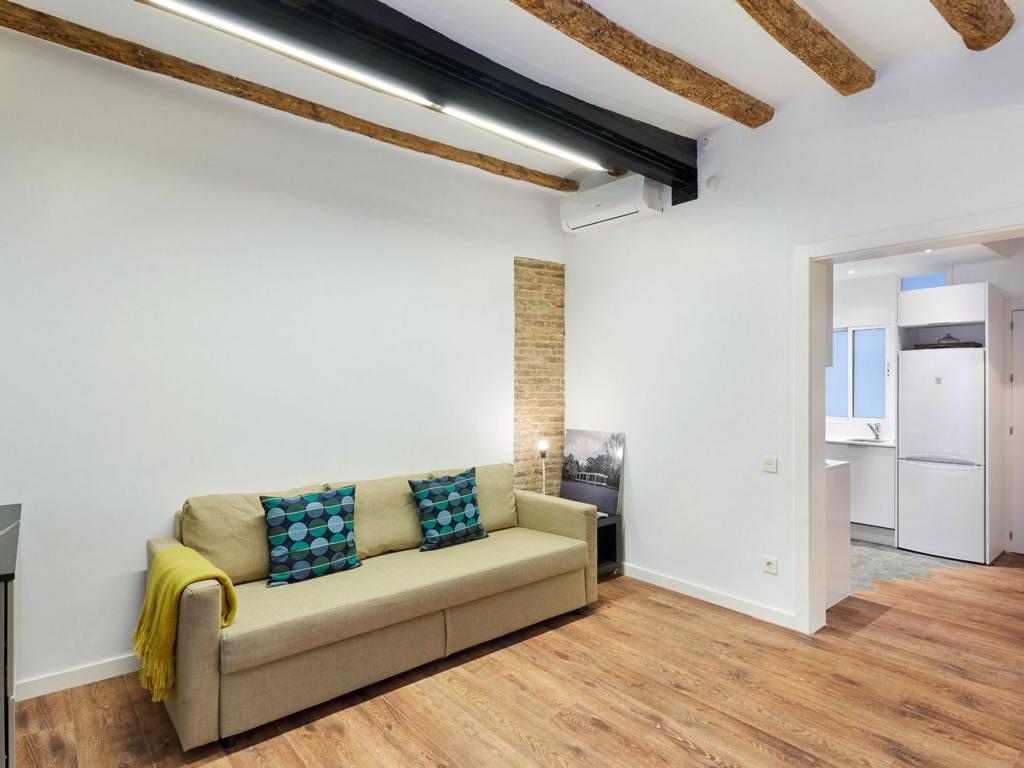 Apartment à Barcelona, Espagne 45 m2 No. 15990
