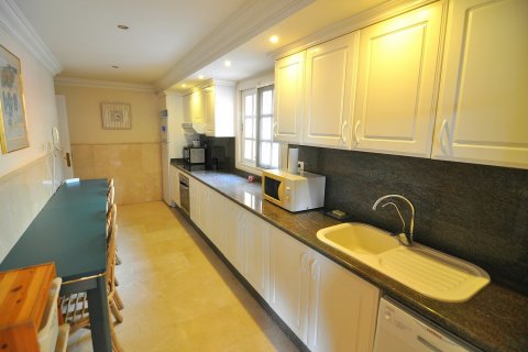 Apartment for sale in Adeje, Tenerife, Spain 3 bedrooms, 123 sq.m. No. 18331 - photo 10