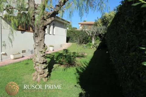 House for sale in Coma-Ruga, Tarragona, Spain 5 bedrooms, 180 sq.m. No. 11641 - photo 5