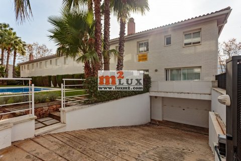 Townhouse for sale in Platja D'aro, Girona, Spain 3 bedrooms, 185 sq.m. No. 16790 - photo 15