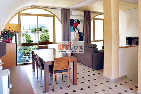 Penthouse for sale in Platja D'aro, Girona, Spain 3 bedrooms, 144 sq.m. No. 16859 - photo 7