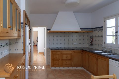 Finca for sale in Alaior, Menorca, Spain 5 bedrooms, 612 sq.m. No. 11685 - photo 17