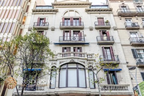 Hotel for sale in Barcelona, Spain 450 sq.m. No. 10454 - photo 1