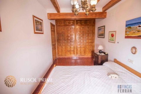 House for sale in Calafell, Tarragona, Spain 4 bedrooms, 230 sq.m. No. 11965 - photo 12