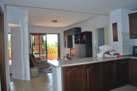 Apartment for sale in Adeje, Tenerife, Spain 3 bedrooms, 74 sq.m. No. 18341 - photo 7