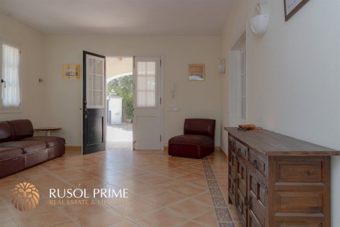 Finca for sale in Alaior, Menorca, Spain 5 bedrooms, 612 sq.m. No. 11685 - photo 16