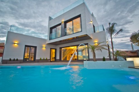 Villa for sale in Orihuela, Alicante, Spain 4 bedrooms, 157 sq.m. No. 12745 - photo 1
