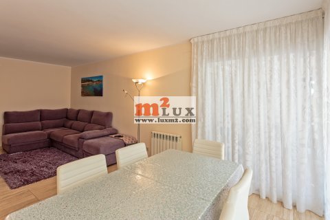 Apartment for sale in Platja D'aro, Girona, Spain 3 bedrooms, 119 sq.m. No. 16870 - photo 6