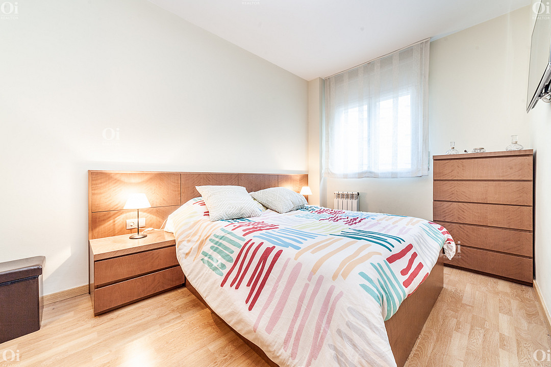 Apartment in Barcelona, Spain 4 rooms, 102 sq.m. No. 15912