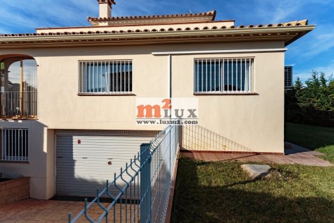 Villa for sale in Calonge, Girona, Spain 4 bedrooms, 404 sq.m. No. 16762 - photo 6