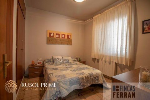 House for sale in Coma-Ruga, Tarragona, Spain 5 bedrooms, 250 sq.m. No. 12005 - photo 16