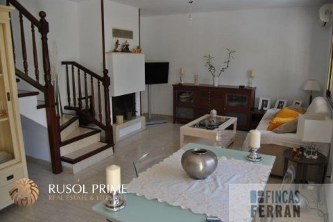 Apartment for sale in Roda De Bara, Tarragona, Spain 3 bedrooms, 130 sq.m. No. 11664 - photo 11