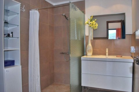Apartment for sale in Playa Paraiso, Tenerife, Spain 2 bedrooms, 70 sq.m. No. 18347 - photo 21