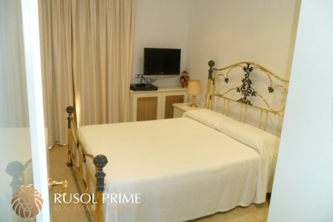 House for sale in Coma-Ruga, Tarragona, Spain 4 bedrooms, 300 sq.m. No. 12009 - photo 12