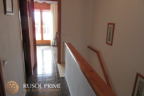 House for sale in Coma-Ruga, Tarragona, Spain 3 bedrooms, 100 sq.m. No. 11638 - photo 5
