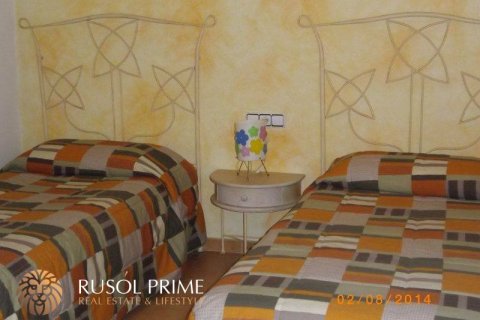 House for sale in Coma-Ruga, Tarragona, Spain 4 bedrooms, 260 sq.m. No. 11663 - photo 9