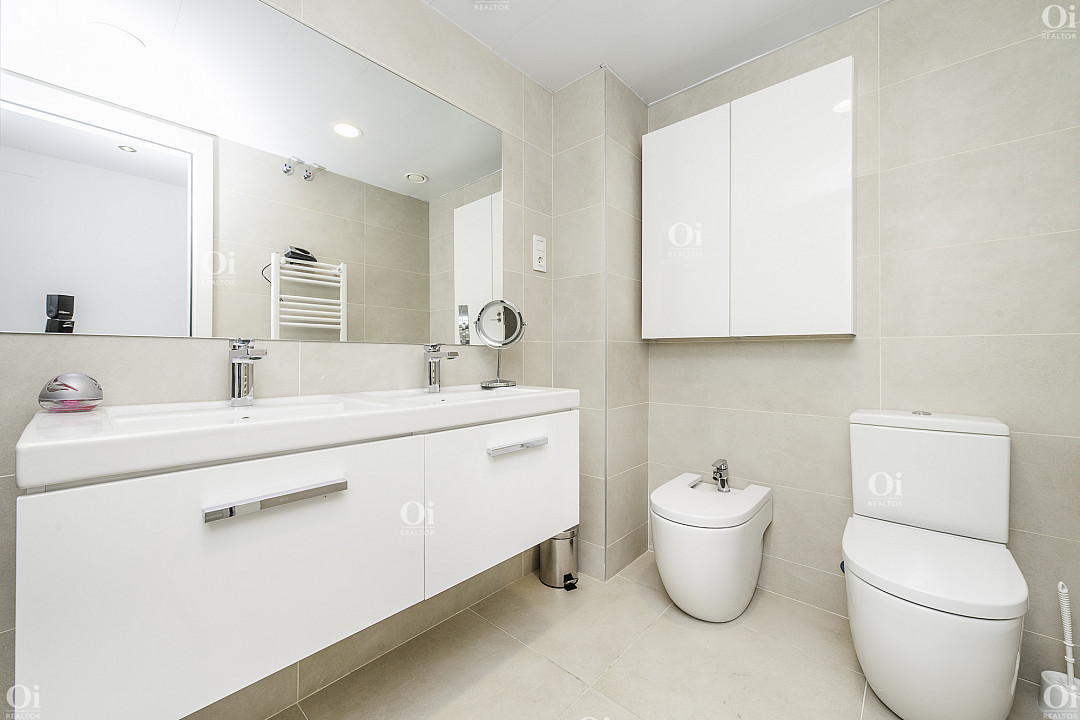 Appartamento a Barcelona, Spagna 4 camera, 139 mq. N° 15852