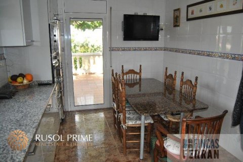 House for sale in Coma-Ruga, Tarragona, Spain 6 bedrooms, 420 sq.m. No. 11625 - photo 12