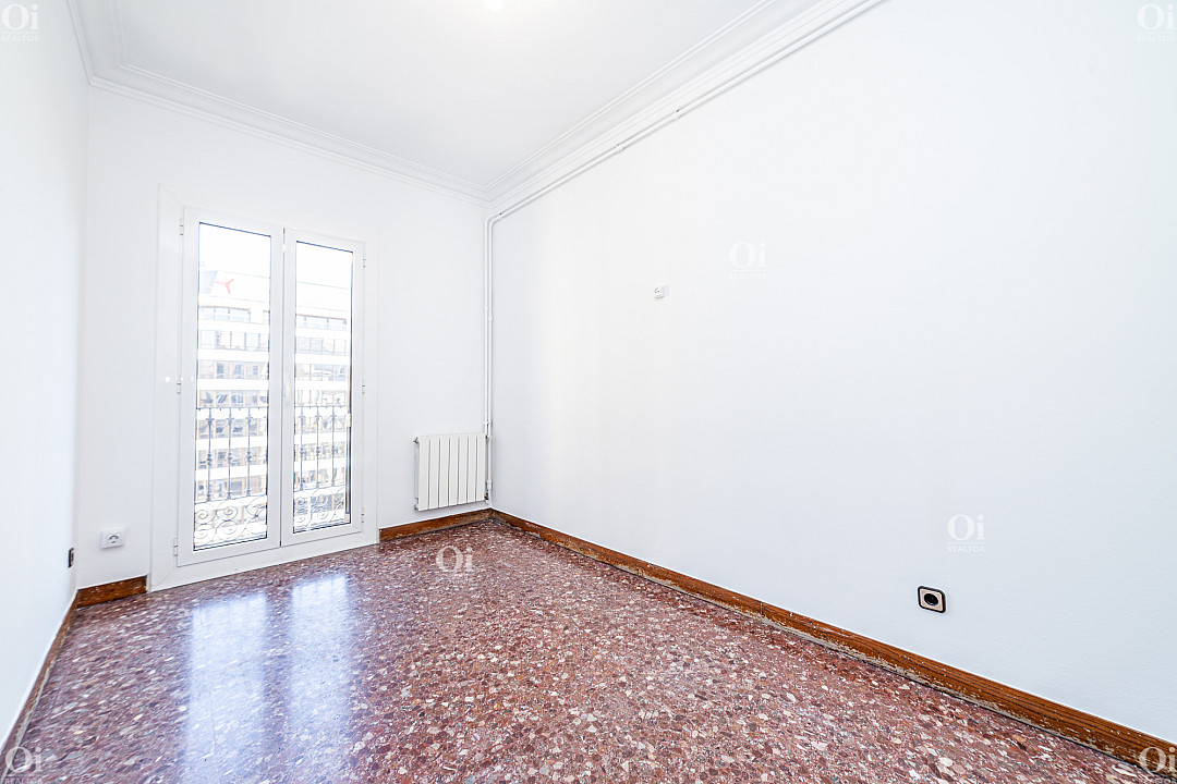 Huoneisto Barcelona, Espanja 5 huonetta, 243 m2 No. 15827