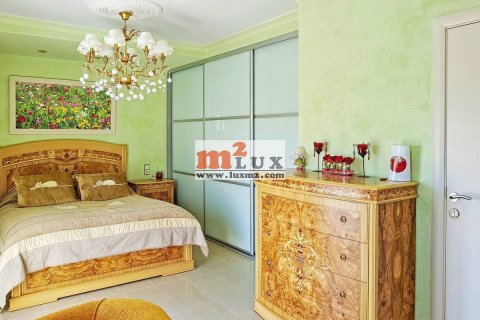 Villa for sale in Lloret de Mar, Girona, Spain 3 bedrooms, 224 sq.m. No. 16688 - photo 13