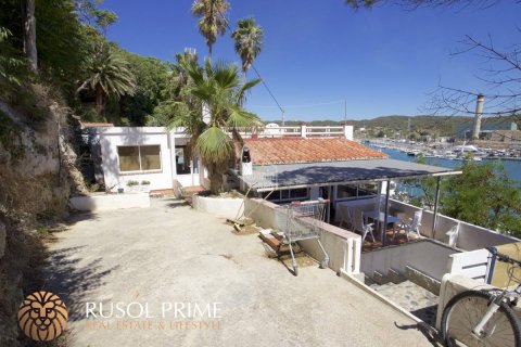 Townhouse for sale in Mahon, Menorca, Spain 3 bedrooms, 222 sq.m. No. 11241 - photo 12