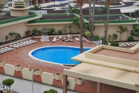 Apartment for sale in Playa Paraiso, Tenerife, Spain 2 bedrooms, 70 sq.m. No. 18347 - photo 2