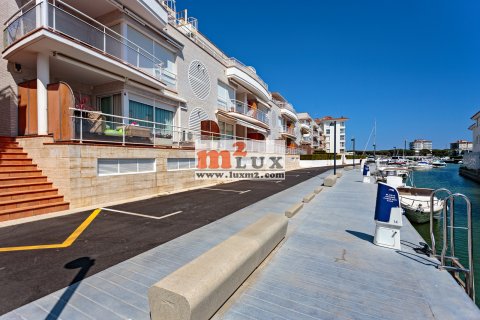 Apartment for sale in Platja D'aro, Girona, Spain 3 bedrooms, 119 sq.m. No. 16870 - photo 2