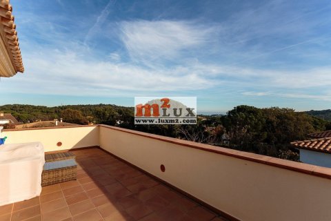 Villa for sale in Calonge, Girona, Spain 4 bedrooms, 404 sq.m. No. 16762 - photo 23