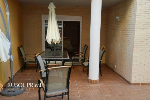 Apartment for sale in Coma-Ruga, Tarragona, Spain 4 bedrooms, 120 sq.m. No. 11736 - photo 8