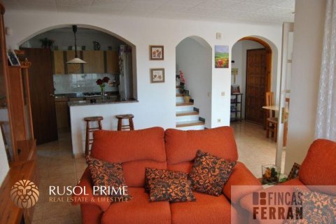House for sale in Coma-Ruga, Tarragona, Spain 4 bedrooms, 130 sq.m. No. 11988 - photo 12