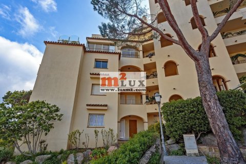 Apartment for sale in Sant Feliu de Guixols, Girona, Spain 3 bedrooms, 129 sq.m. No. 16744 - photo 29
